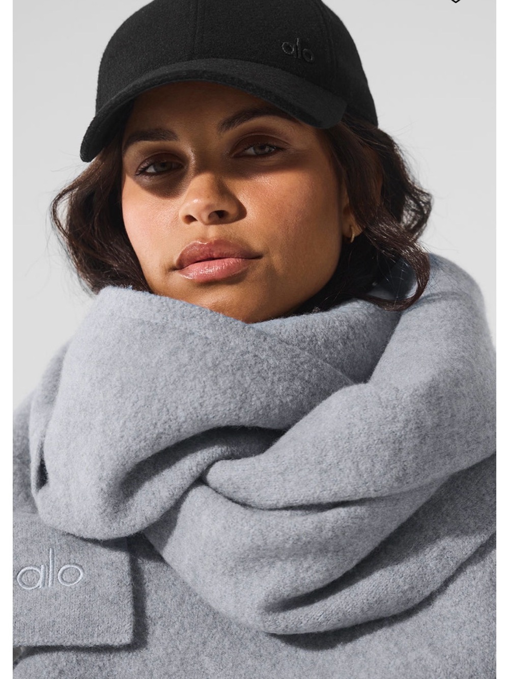 ALO Yoga Light Gray Cozy Wrap Scarf